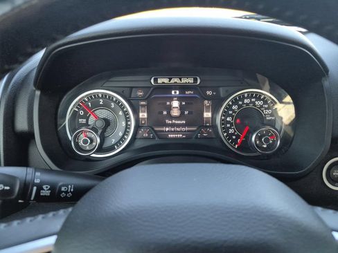 Used 2020 RAM 1500 Big Horn AWD/4WD image 20