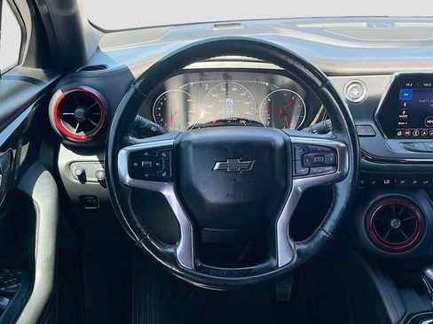 Used 2019 Chevrolet Blazer RS FWD image 11