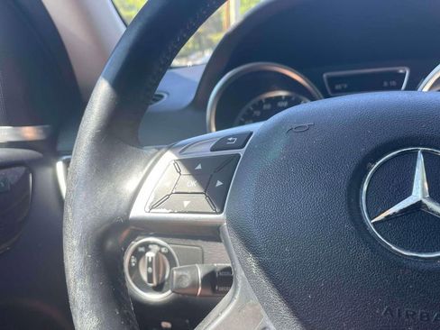 Used 2015 Mercedes-Benz ML 350 4MATIC image 24