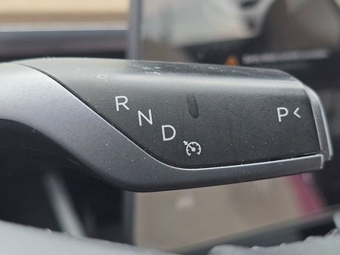 Used 2020 Tesla Model 3 Standard Range Plus RWD image 29