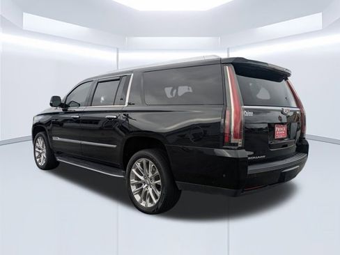 Used 2019 Cadillac Escalade ESV Luxury image 5