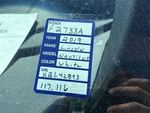 Used 2019 Lincoln Nautilus Reserve image 7