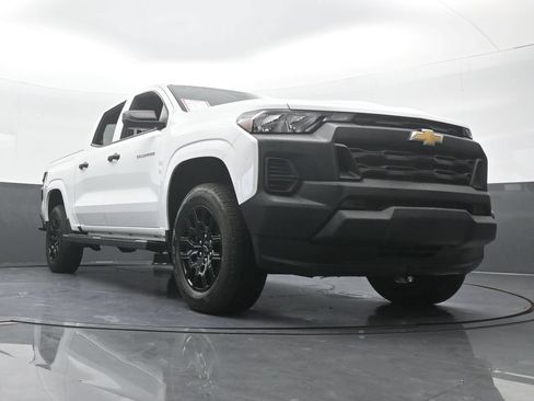 Used 2025 Chevrolet Colorado W/T w/ WT Custom Package RWD image 60