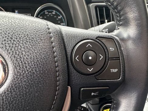 Used 2017 Toyota RAV4 Limited w/ Carpet Mat Package AWD/4WD image 17