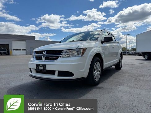 Used 2018 Dodge Journey SE w/ Connectivity Group image 4