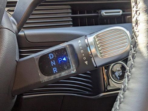 New 2026 Hyundai Ioniq 5 SE image 15