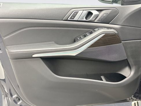 Used 2020 BMW X5 xDrive40i w/ Convenience Package AWD/4WD image 9