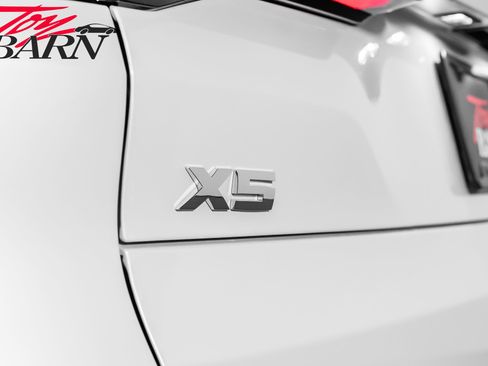 Used 2024 BMW X5 M60i image 15