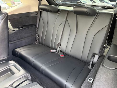 Certified 2024 Acura MDX FWD w/ Technology Package image 5