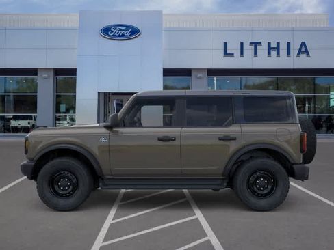 New 2026 Ford Bronco Outer Banks AWD/4WD image 3