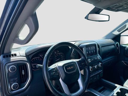 Used 2022 GMC Sierra 1500 SLT image 11