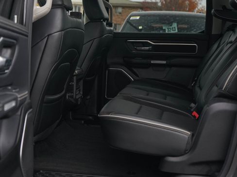 Used 2022 RAM 1500 Laramie image 18