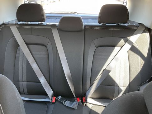 Used 2025 Hyundai Venue SEL image 39