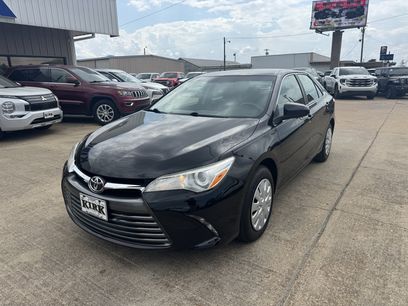Used 2016 Toyota Camry LE