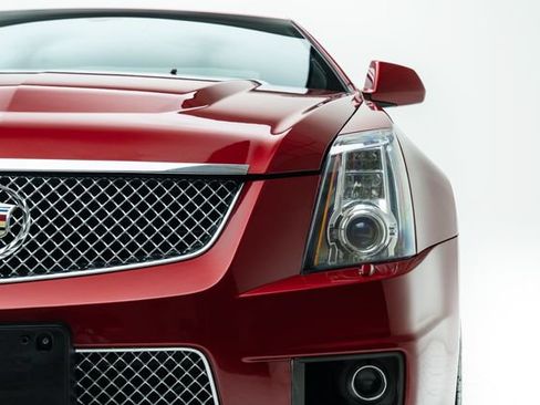 Used 2013 Cadillac CTS V RWD image 7