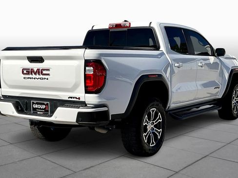 Used 2023 GMC Canyon AT4 w/ AT4 Premium Package AWD/4WD image 12