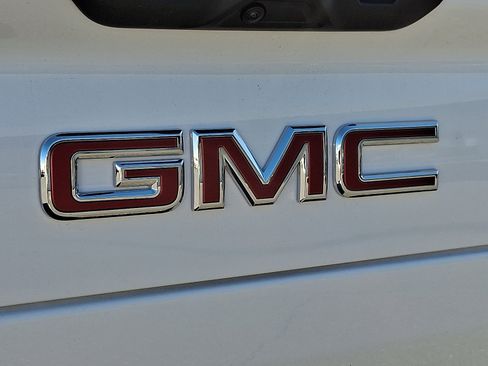 New 2026 GMC Sierra EV Elevation image 12