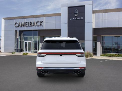 New 2026 Lincoln Aviator 2WD image 5