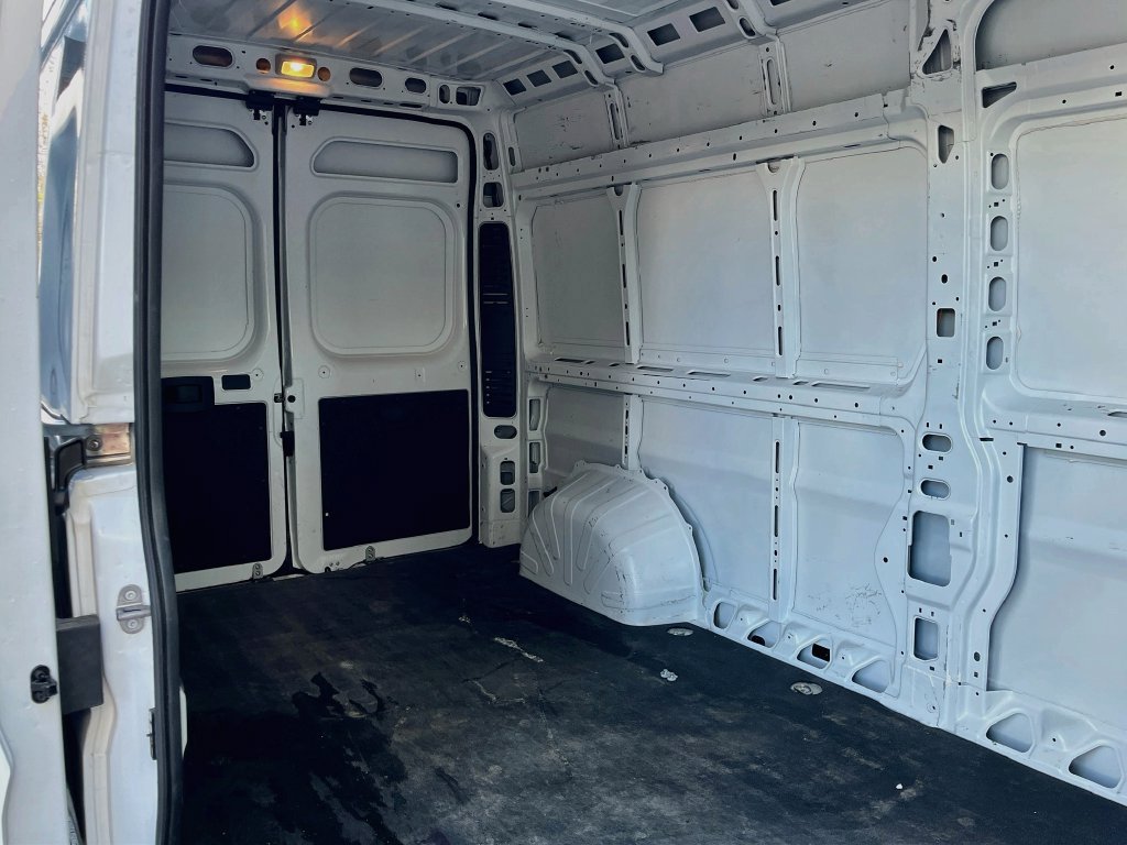 Used 2025 RAM ProMaster 2500 FWD image 23