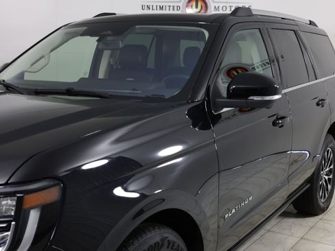 Used 2025 Ford Expedition Platinum AWD/4WD image 55