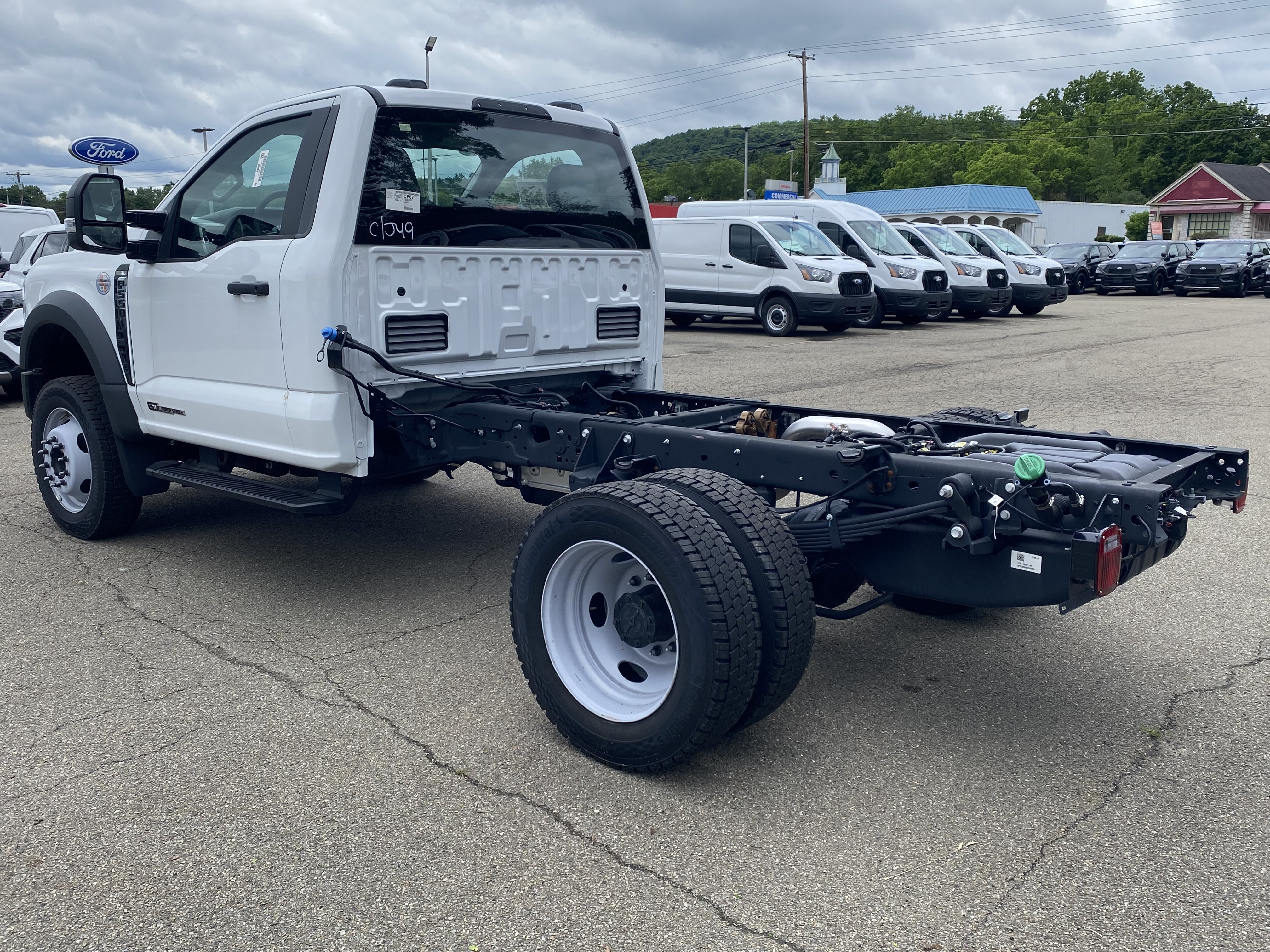 New 2026 Ford F550 4x4 Regular Cab Super Duty image 4