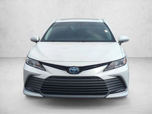 Used 2022 Toyota Camry LE w/ Audio Upgrade Package image 2
