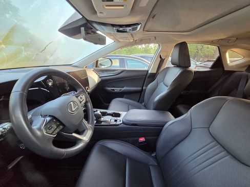Used 2025 Lexus NX 350 AWD w/ Accessory Package (2T) image 8