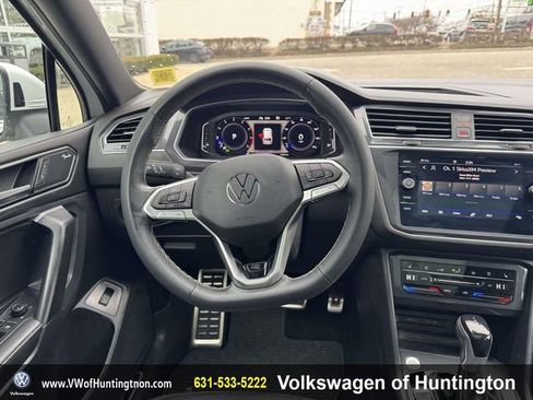 Certified 2023 Volkswagen Tiguan SEL R-Line image 13