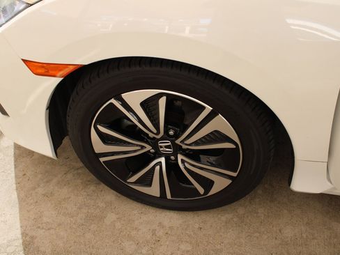 Used 2017 Honda Civic EX-T image 21