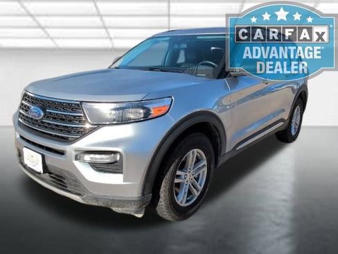 Used 2022 Ford Explorer XLT w/ Equipment Group 202A image 27