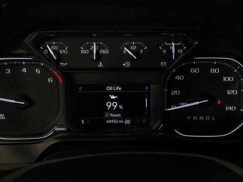 Used 2020 GMC Sierra 1500 Elevation w/ Elevation Value Package AWD/4WD image 14