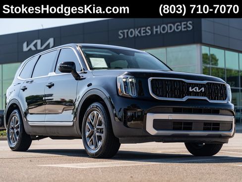 Used 2024 Kia Telluride LX FWD image 1