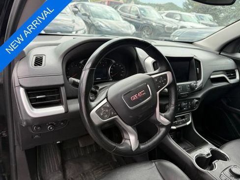 Used 2024 GMC Terrain SLT AWD/4WD image 11