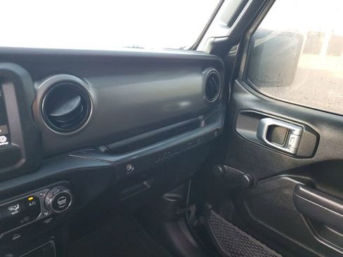 Used 2023 Jeep Wrangler Unlimited Sport AWD/4WD image 26