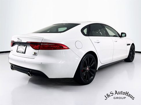 Used 2020 Jaguar XF S image 7