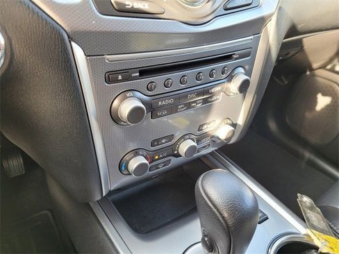 Used 2018 Nissan Pathfinder SL image 23