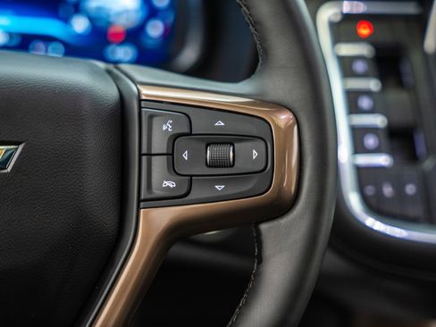 Used 2024 Chevrolet Suburban High Country AWD/4WD image 34