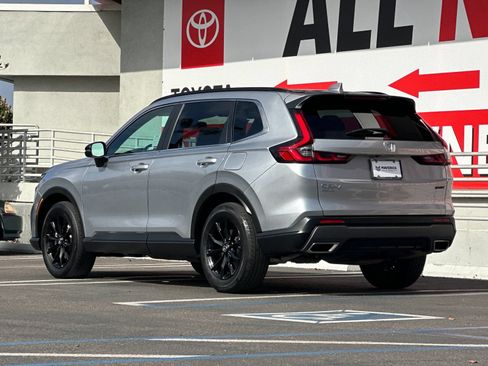 Used 2024 Honda CR-V Sport image 3