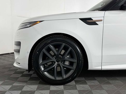 New 2026 Land Rover Range Rover Sport Dynamic SE image 29
