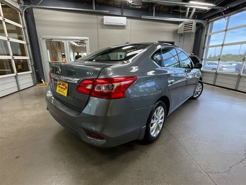 Used 2018 Nissan Sentra SV FWD image 5