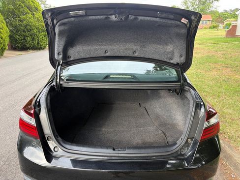 Used 2016 Honda Accord LX image 19