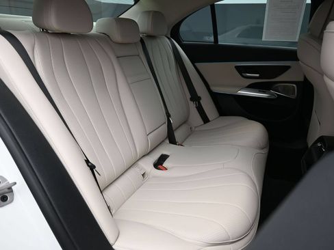 Used 2024 Mercedes-Benz E 350 4MATIC Sedan image 22