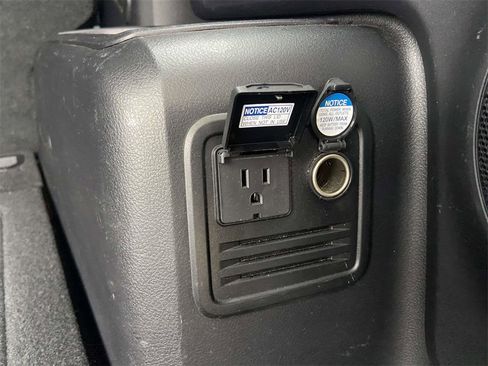 Used 2021 Toyota 4Runner Limited image 21