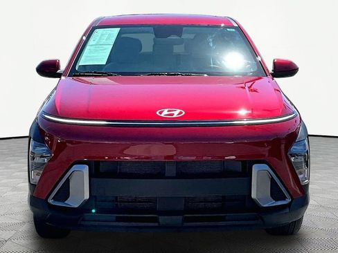 Certified 2024 Hyundai Kona SE FWD image 3