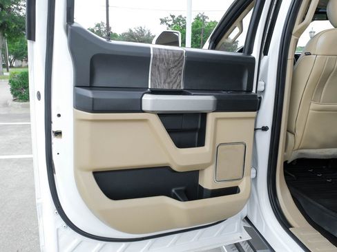 Used 2017 Ford F350 Lariat w/ Lariat Ultimate Package image 41