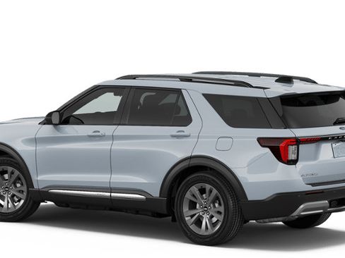 Used 2026 Ford Explorer Active w/ Active Comfort Package AWD/4WD image 48