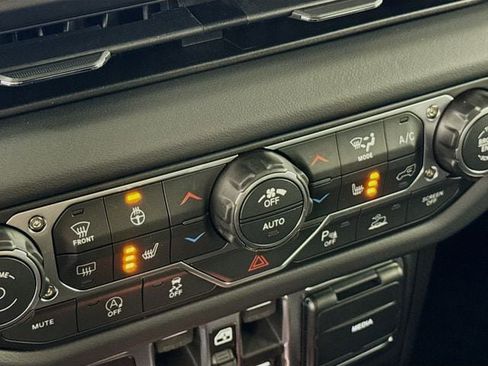 New 2026 Jeep Wrangler Unlimited Rubicon image 24