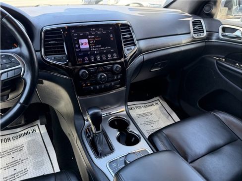 Used 2020 Jeep Grand Cherokee Limited AWD/4WD image 42