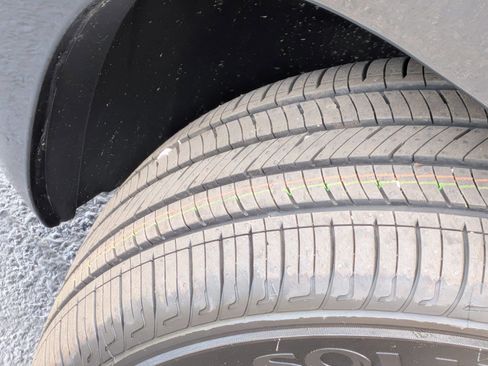 New 2025 Nissan Versa SV w/ Trunk Package image 11