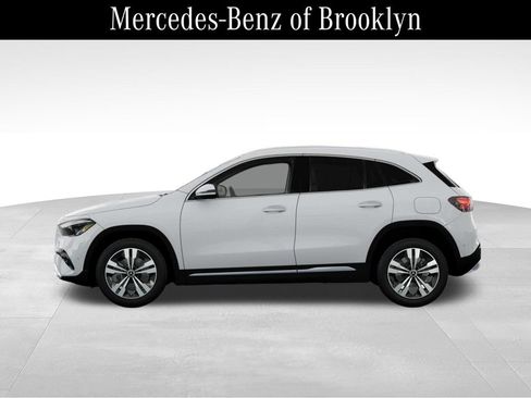 Used 2026 Mercedes-Benz GLA 250 4MATIC image 35